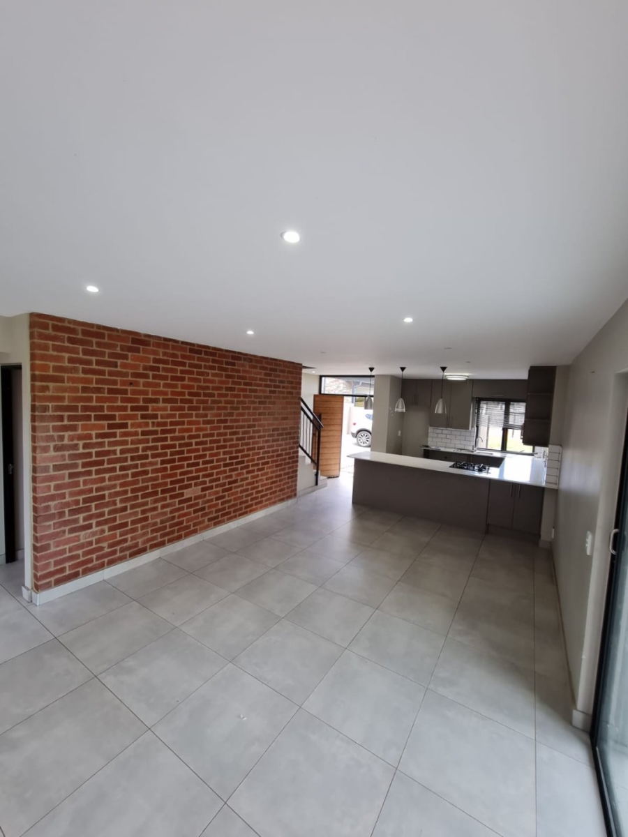 3 Bedroom Property for Sale in La Camargue Private Country Estate North West